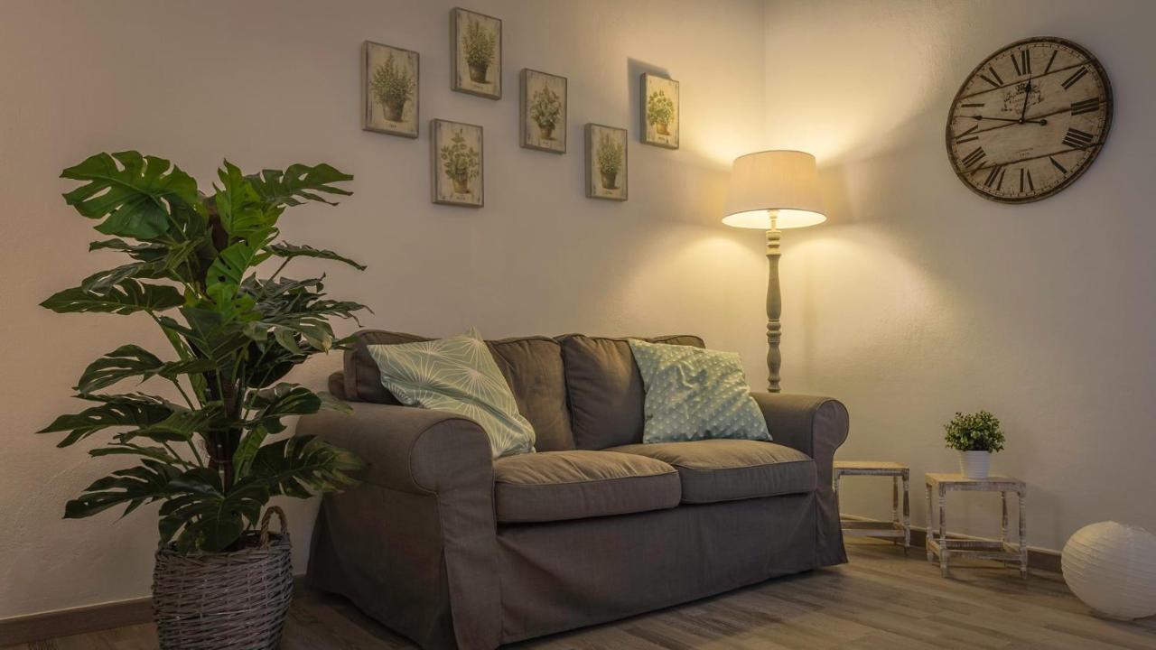 Birkin Apartments Cagliari Eksteriør bilde