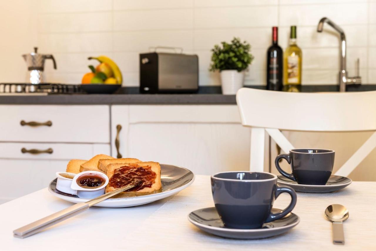 Birkin Apartments Cagliari Eksteriør bilde